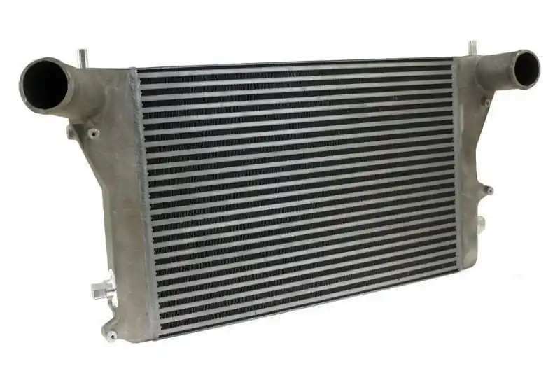 Vezi acum Intercooler TurboWorks – Volkswagen Scirocco 3/Scirocco 3 R 195 (2008 – 2015)