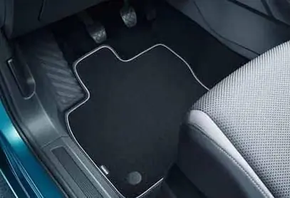 Ofertă exclusivă Covor mocheta -fata&spate- original Volkswagen Touran 2016 –>