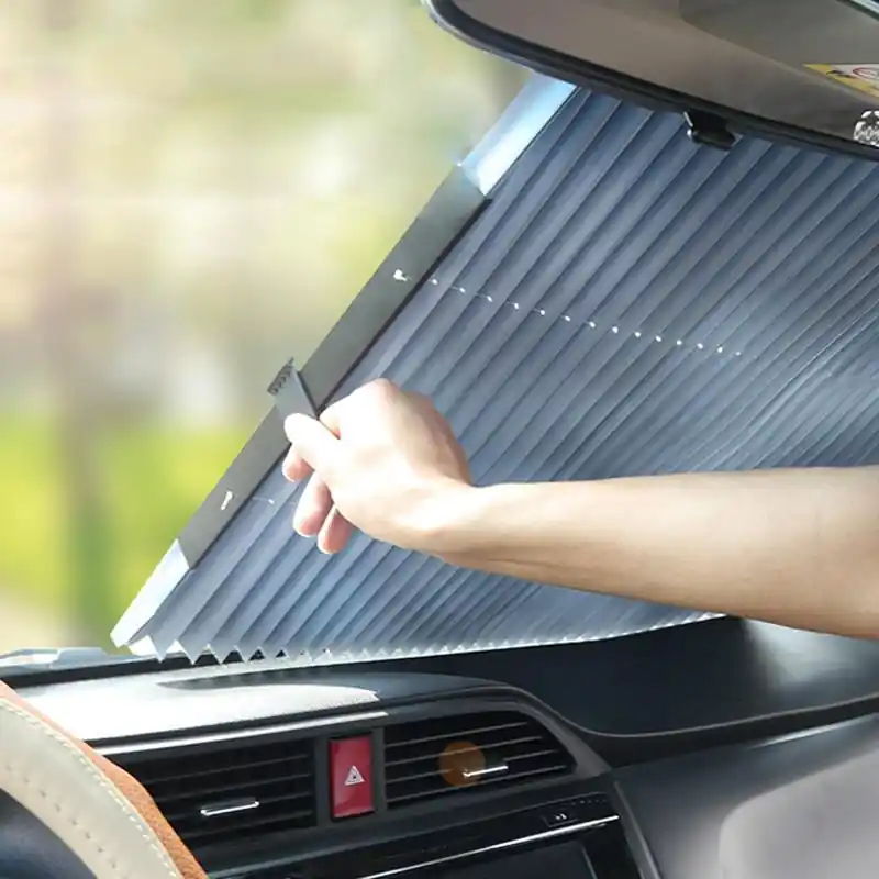 Parasolar auto retractabil Latime: 70cm. Transport gratuit