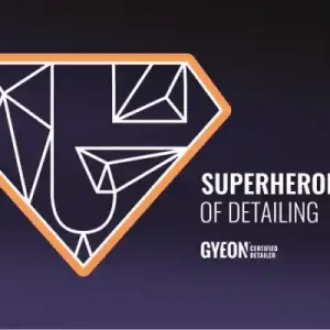 Banner pe perete Gyeon Banner / Certified Detailer Superheroes of Detailing 200x90 cm Preț promoțional
